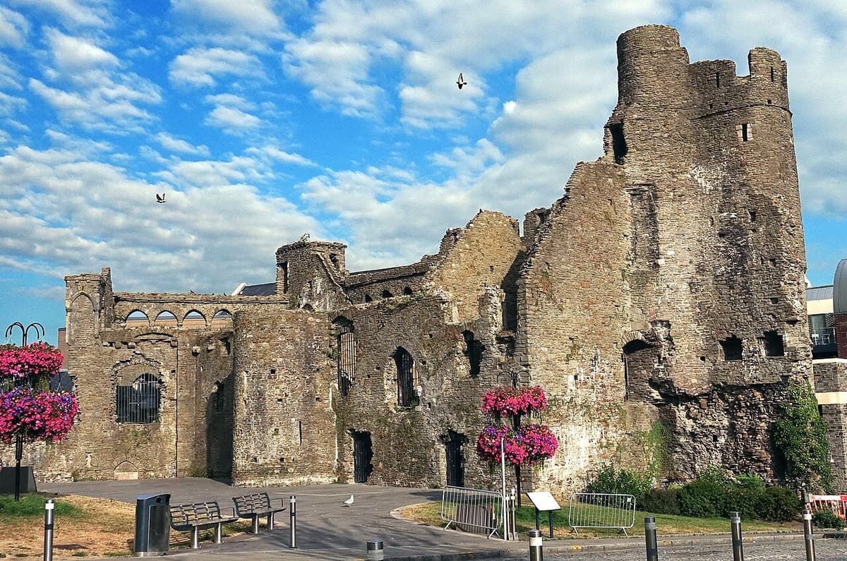 Die Ruinen von Swansea Castle im Stadtzentrum